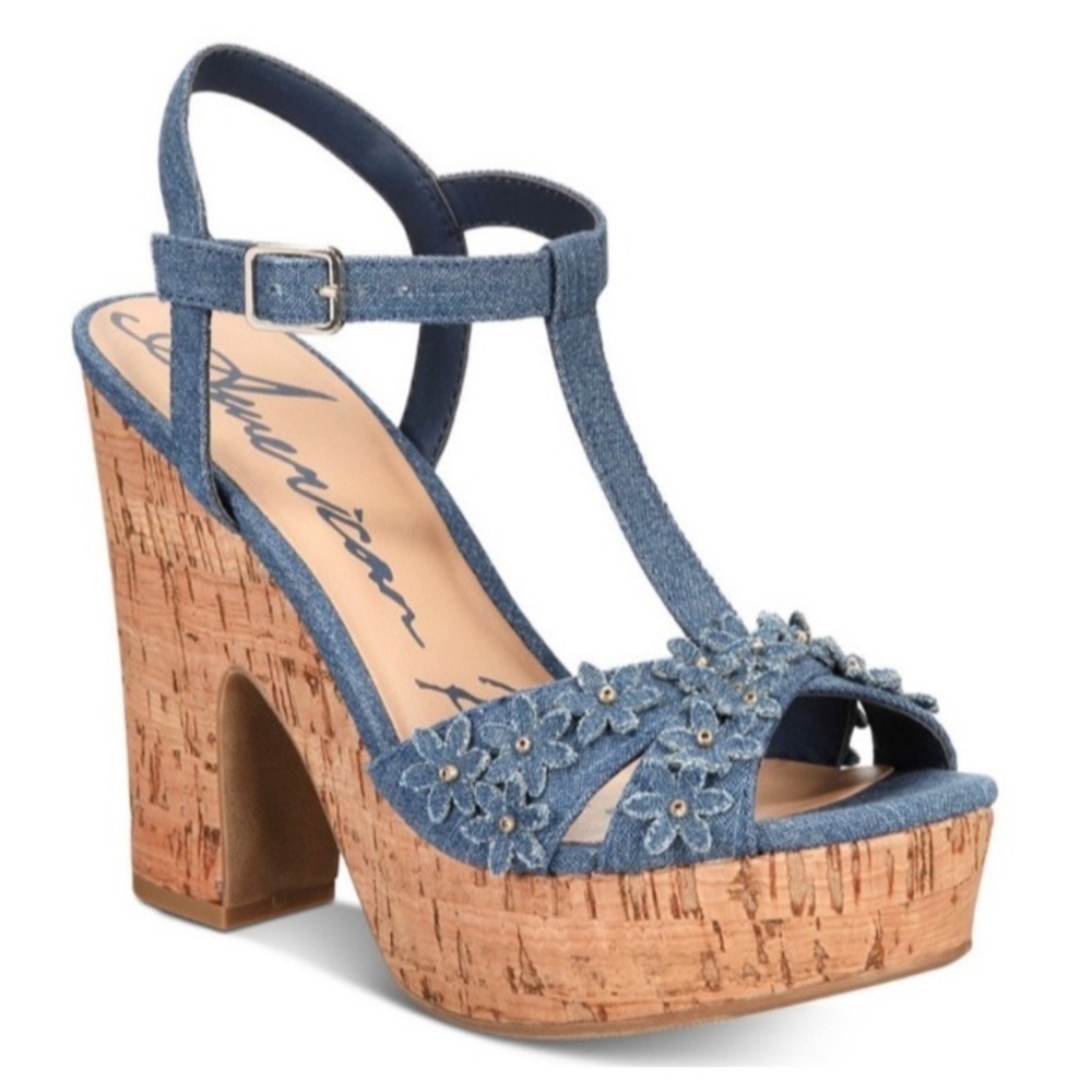 NWOT American Rag Cie Jamie Blue Denim Flower Appliqué T-Strap Platform Sandals